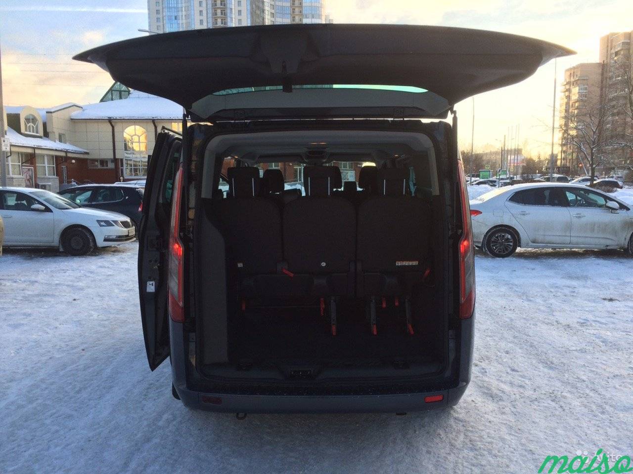 Ford Tourneo Custom 2.2 МТ, 2013, минивэн в Санкт-Петербурге. Фото 5